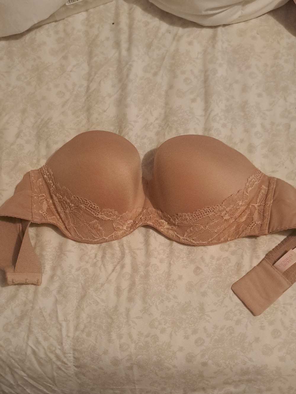 Body By Victoria Strapless Lace-Trim Push-Up Bra - Nude